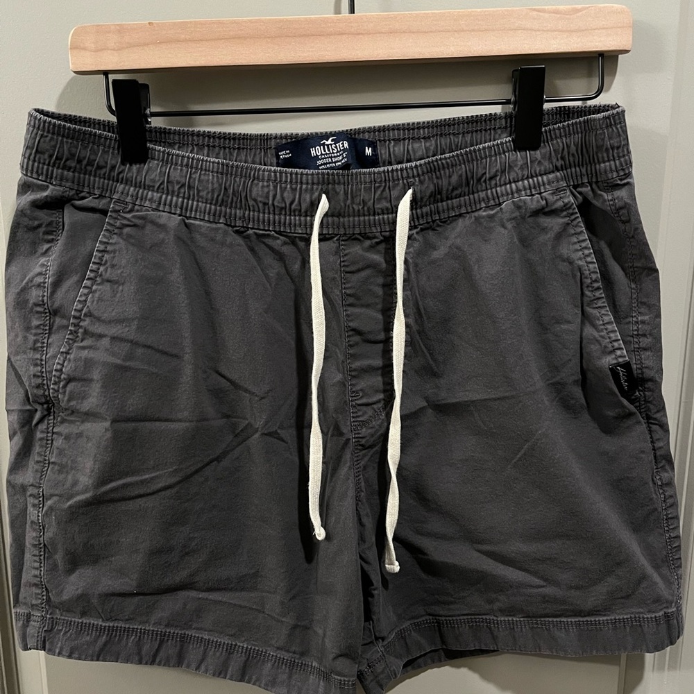 Hollister Men’s 5in Jogger Shorts